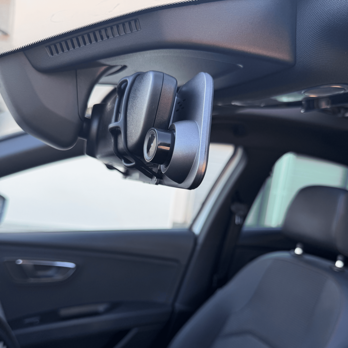 Auton peili Dashcam